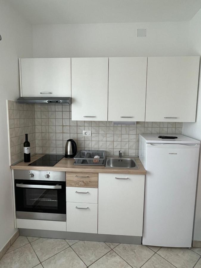 Accordi Lontani Apartamento Nerezine Exterior foto