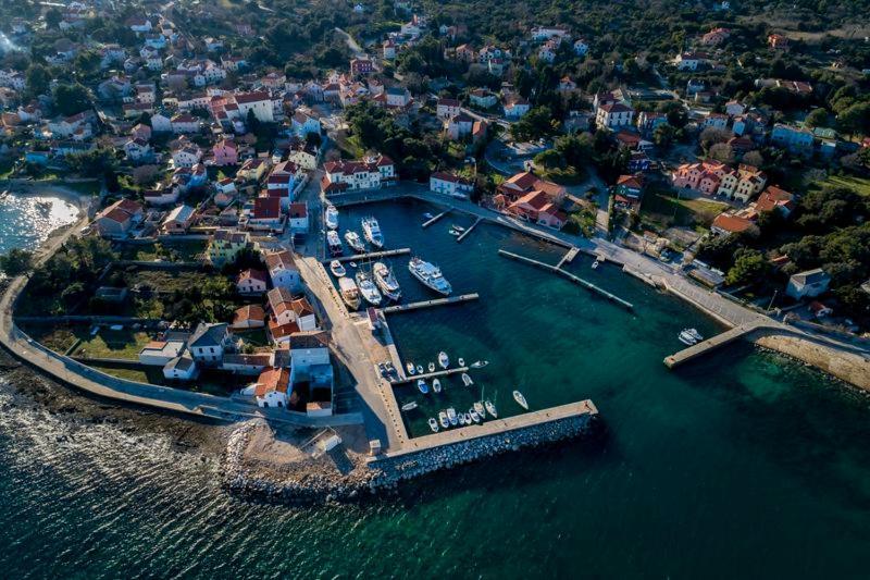 Accordi Lontani Apartamento Nerezine Exterior foto