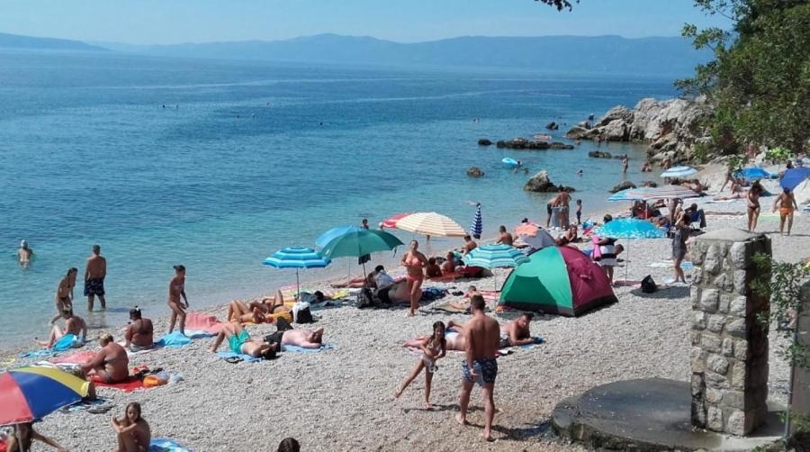 Accordi Lontani Apartamento Nerezine Exterior foto