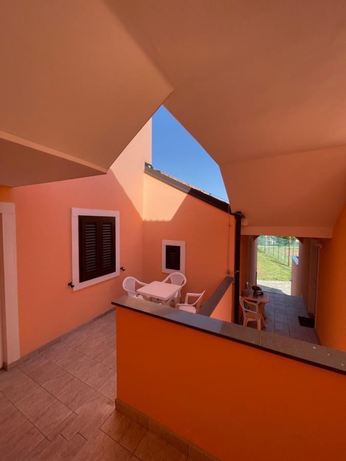 Accordi Lontani Apartamento Nerezine Exterior foto
